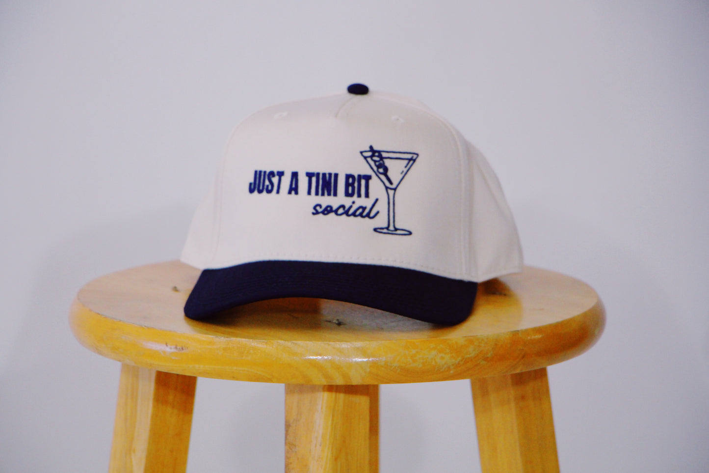 Tini bit Social trucker hat