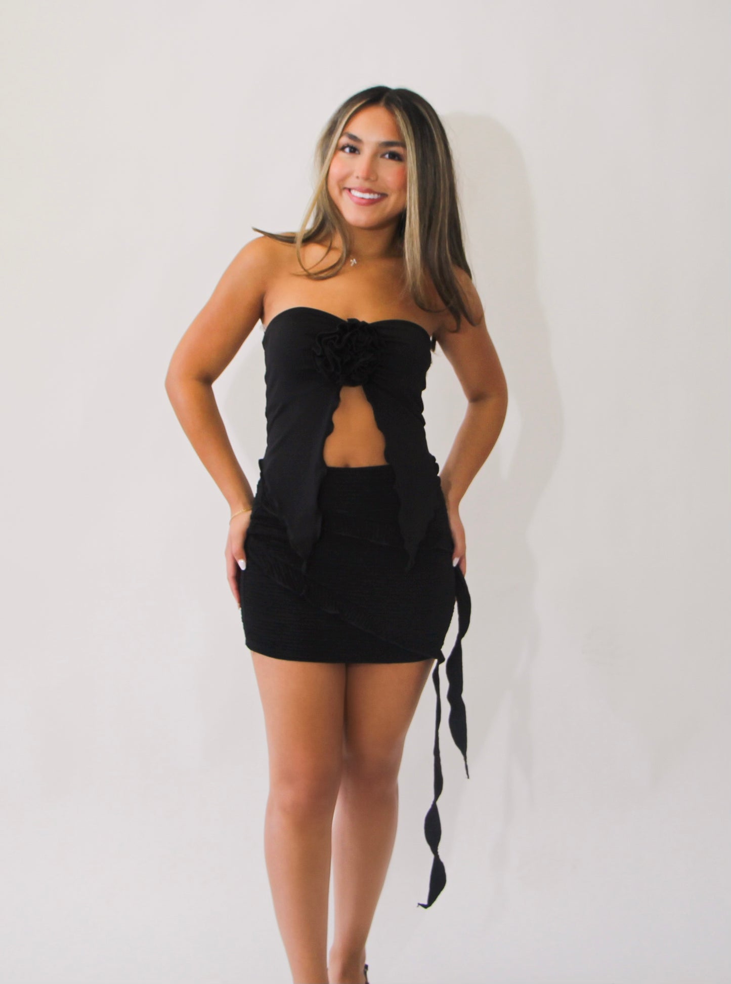 Black frill mini skirt