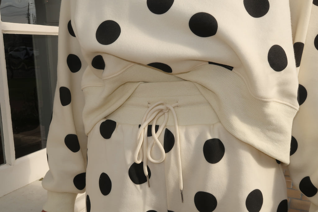 Cream Sweetheart SHORTS