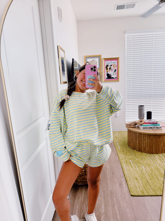 Delta striped TOP